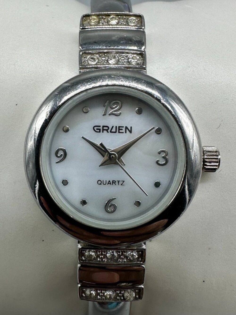3/$30 Gruen Watch Women Silver Tone White Mother of Pearl Dial New Battery 6.75